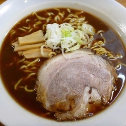 醤油らあめん¥730