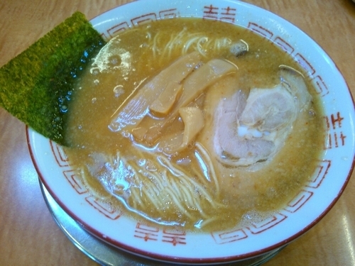 「てんぐらーめん」@ラーメン京都てんぐ 常磐店の写真