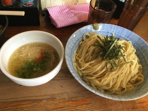 「淡麗塩つけ麺 灯花焼豚丼セット 中盛り ¥1000、¥50」@塩つけ麺 灯花の写真