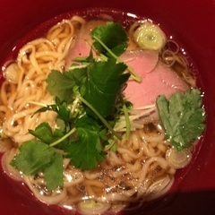 BAR Smaragdの画像