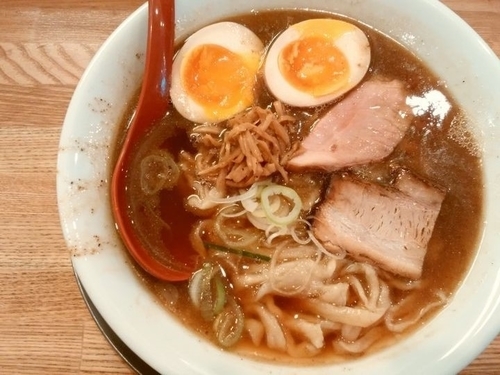 「味玉ラーメン（煮干、中）」@麺や 七彩 八丁堀店の写真