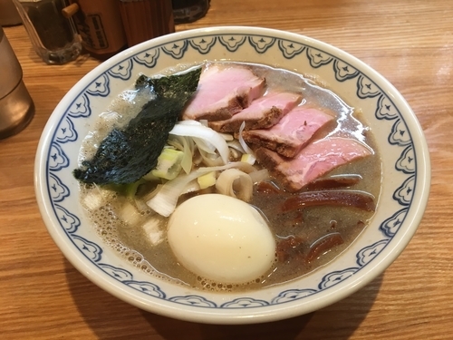 「煮干らーめん上」@つじ田 奥の院の写真