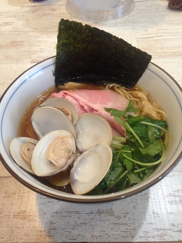 「蛤そば(濃い口Ver.)」@中華そば 四つ葉の写真