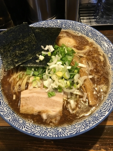 「中華そば 大盛り 720円」@つけ麺 花みずきの写真