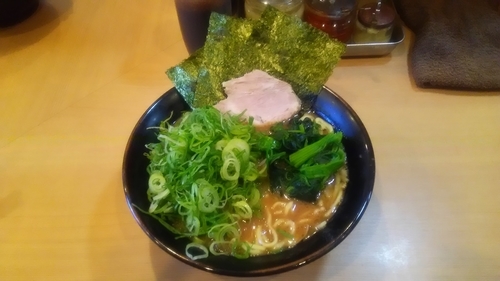 「ラーメン(大)＋京都九条ネギ」@横浜家系らーめん 武道家 賢斗の写真