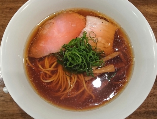 「醤油拉麺」@創作麺工房 鳴龍の写真