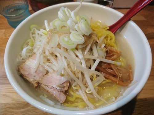 「【夜限定】塩ラーメン 800円」@味噌麺処 楓の写真