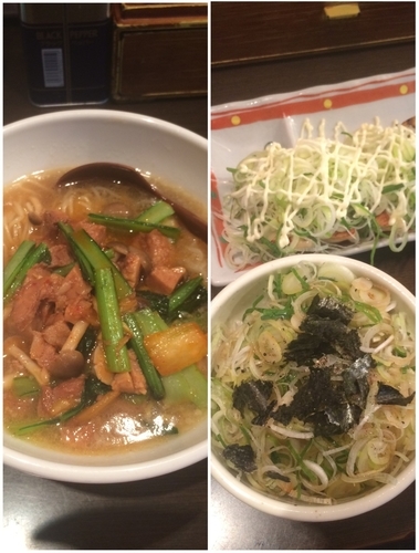 「たべてこラーメン+ねぎマヨ焼き餃子+ねぎめし」@よってこや 新宿南口店の写真