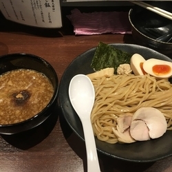 濃厚鶏×鰹つけそば 800円