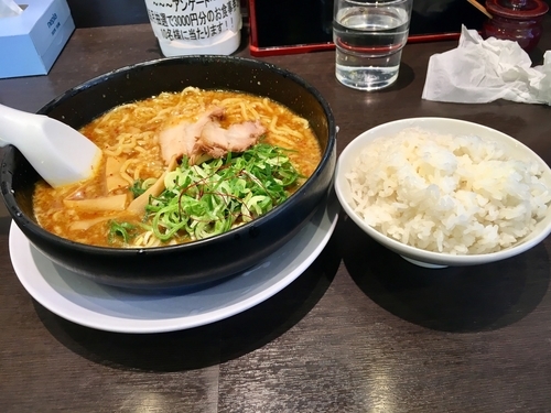 「カレーラーメン ¥¥790」@来来亭 小平仲町店の写真