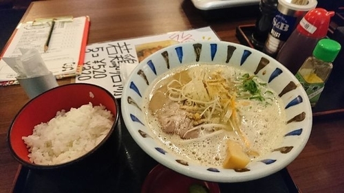 「鶏白湯ラーメン」@ら～めん 元喜神 奈良店の写真