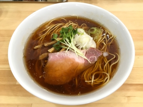 「冷酒（梅乃宿？）＋中華そば」@中華そば こてつの写真