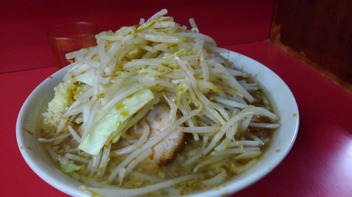 「小ラーメン700円 (麺半分、ヤサイ・ニンニク・カラメ)」@ラーメン二郎 千住大橋駅前店の写真