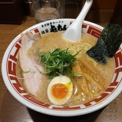 東京豚骨らーめん
