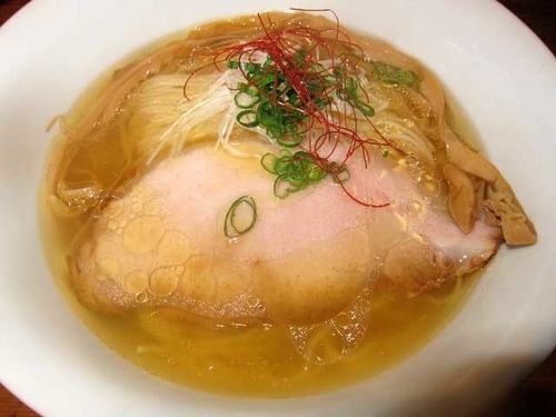 「塩ラーメン　800円」@ラーメン屋 トイ・ボックスの写真