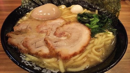 「MAXラーメン（並）」@町田商店 小田原店の写真