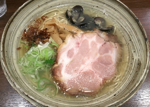 「塩らーめん　900円」@らーめん 一郎の写真