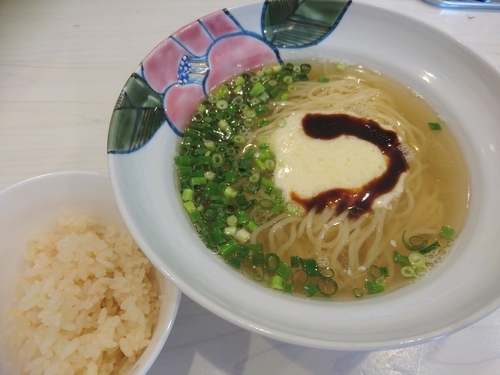 「オイスターフロマージュ(ミニだしめし付)920円」@Ramen&Bar ABRIの写真