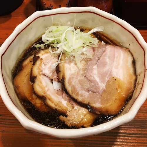 「チャーシューめん中盛」@らーめん 誠やの写真