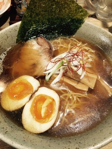 「煮干しラーメン+味玉」@このはずくの写真