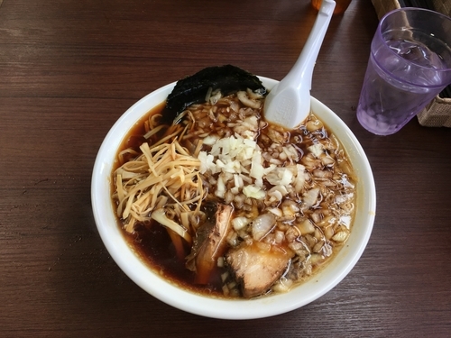 「薬味ラーメン メンマトッピング」@俺のラーメン 蔵波台店の写真
