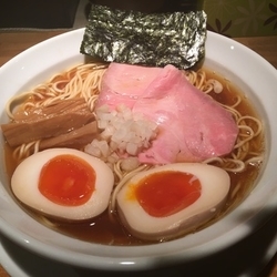 淡麗煮干しラーメン