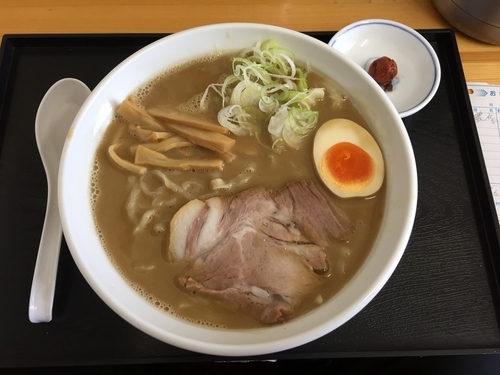 「濃厚煮干しラーメン  800円」@煮干しらーめん ○五食堂の写真