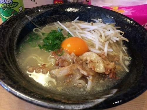 「旨トロ肉玉そば(750円)」@麺や きたじまの写真