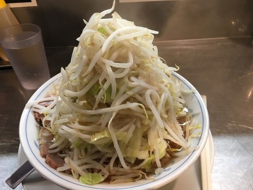 「ラーメン 野菜増増 脂すくなめ」@ラーメン大 下高井戸店の写真