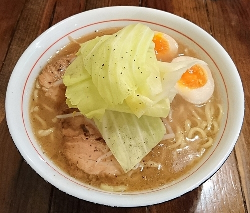 「特製醤油らぁ麺(大盛)」@井之上屋の写真