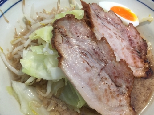 「醤油とんこつ」@らーめん勇の写真