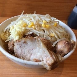 プチ二郎 にんにく 野菜少なめ