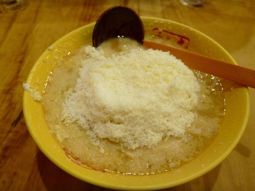 「チーズラーメン¥930」@九十九とんこつラーメン 恵比寿本店の写真