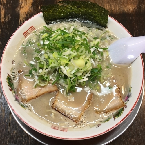「ラーメン (580円) ネギ (50円)」@一骨入魂の写真
