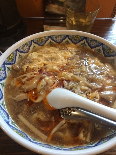 「酸辣湯麺」@中国ラーメン 揚州商人 新橋店の写真