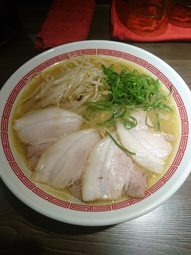 「らあめん 700円 チャーシュー1枚(クーポン)」@らあめん 広の写真