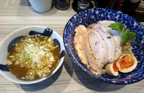 「鬼つけそば(並)＋肉増し＋味玉＋メンマ」@つくばらーめん 鬼者語 -オニモノガタリ-の写真