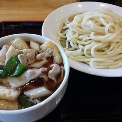肉汁うどん中盛￥680