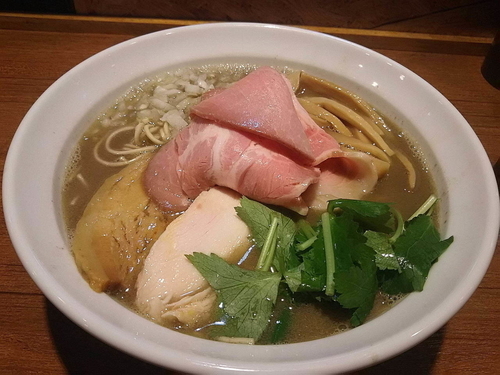 「特濃イカ煮干しそば800円」@寿製麺よしかわ 川越店の写真