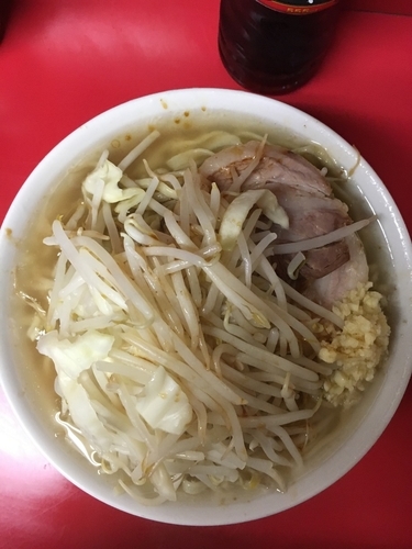 「小ラーメン ニンニク➕カラメ」@ラーメン二郎 千住大橋駅前店の写真