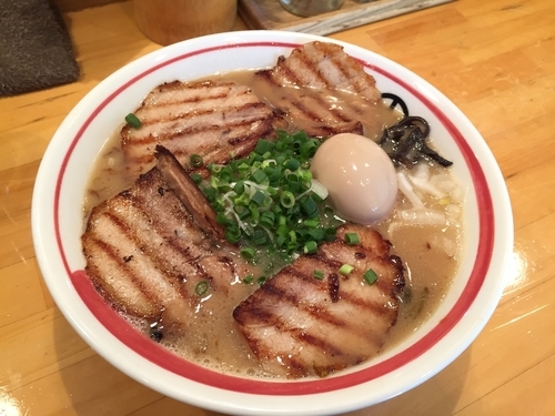 「鷄正油チャーシュー（大盛り）」@らーめん 田の写真