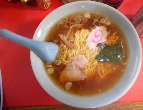 「ラーメン 500円」@はちまき家 青果市場店の写真