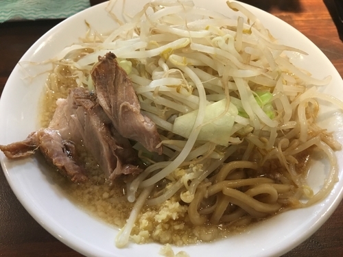 「豚入りラーメン」@らーめんまんの写真