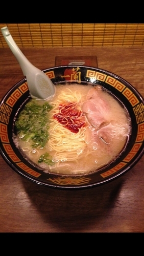 「天然とんこつらーめん」@一蘭 アトレ上野 山下口店の写真