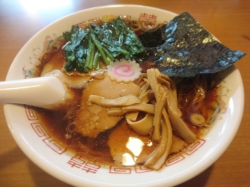 「青島ラーメン750円＋茹ほうれん草50円増し」@青島食堂 トキメッセ店の写真