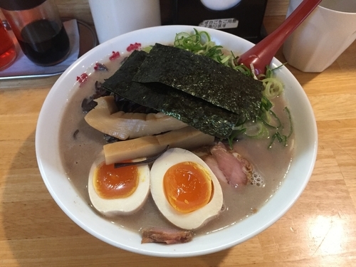 「もくれん豚そば」@麺や 木蓮の写真