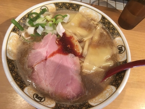 「煮干ラーメン820円」@すごい煮干ラーメン凪 新宿ゴールデン街店 別館の写真