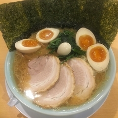 横浜家系ラーメン 清六家 沼袋店の画像