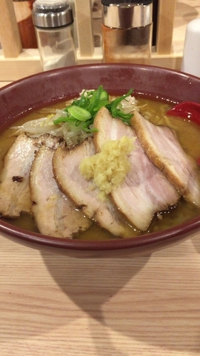 「3枚チャーシュー焼き味噌（チャーシュートッピング）」@拉麺 大公 南太田本店の写真