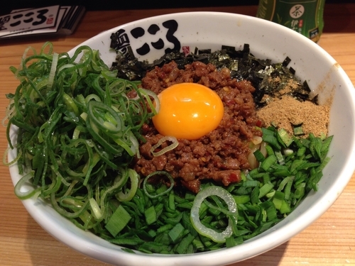 「九条ネギ増し台湾混ぜそば」@麺屋こころ 梅ヶ丘店の写真